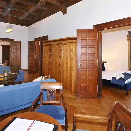 Schloss Am Fischhorn 公寓式酒店 4*